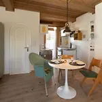 Apartment Orth *